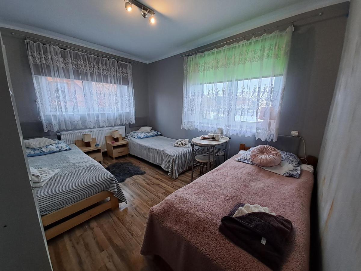 Pokoje Goscinne U Grazynki Nowy Sacz Ngoại thất bức ảnh